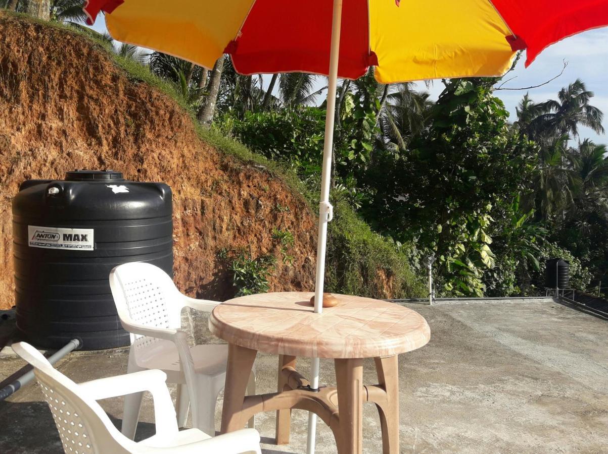 Top Sea View Guest Mirissa Esterno foto